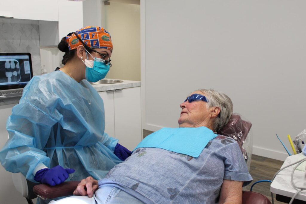 emergency dental services in miami